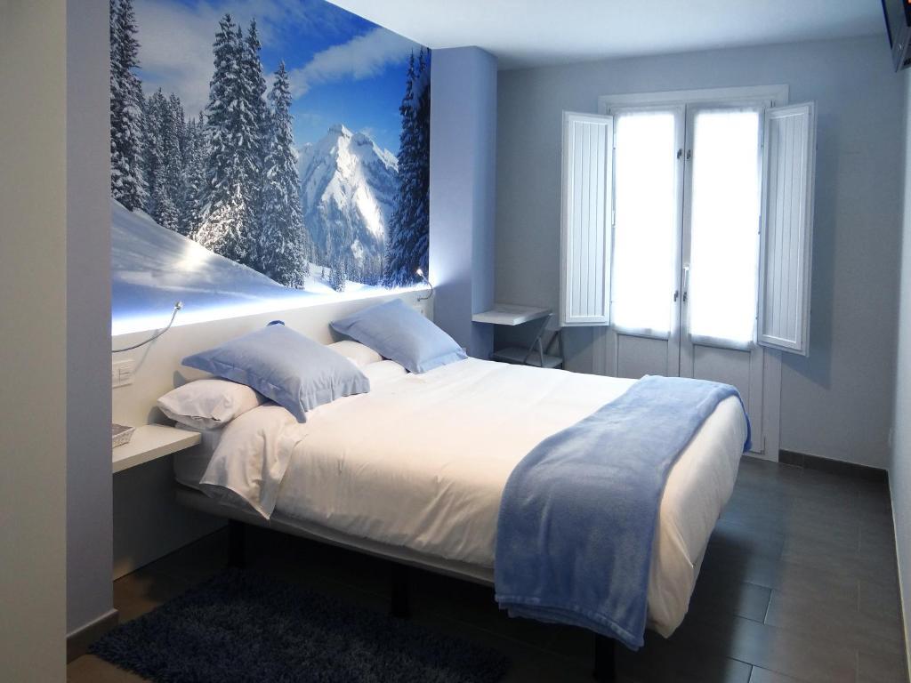 Hotel Bekale à Ea Chambre photo