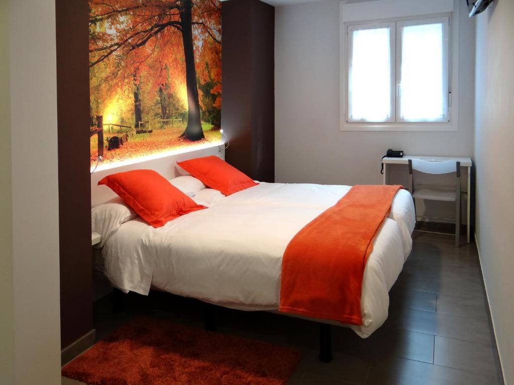 Hotel Bekale à Ea Chambre photo